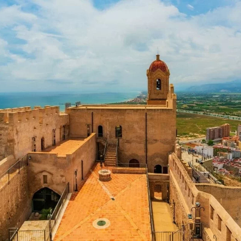 Que-ver-y-hacer-en-Cullera-Adobe-Stock